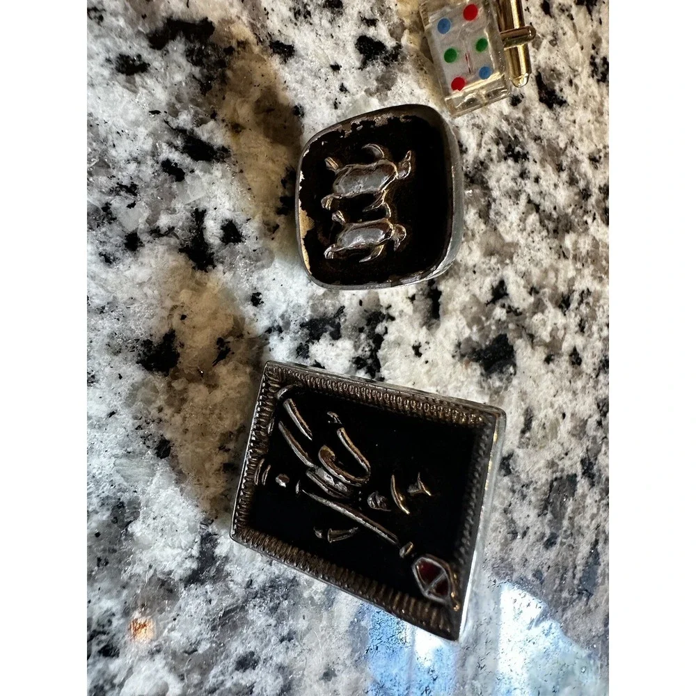 Vintage Single Cufflinks Lot 4PC Domino Animal Figure Gold Silver Tone Mixed